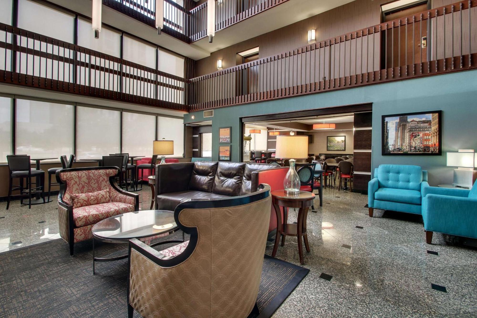 Drury Inn & Suites Houston Galleria Exterior photo