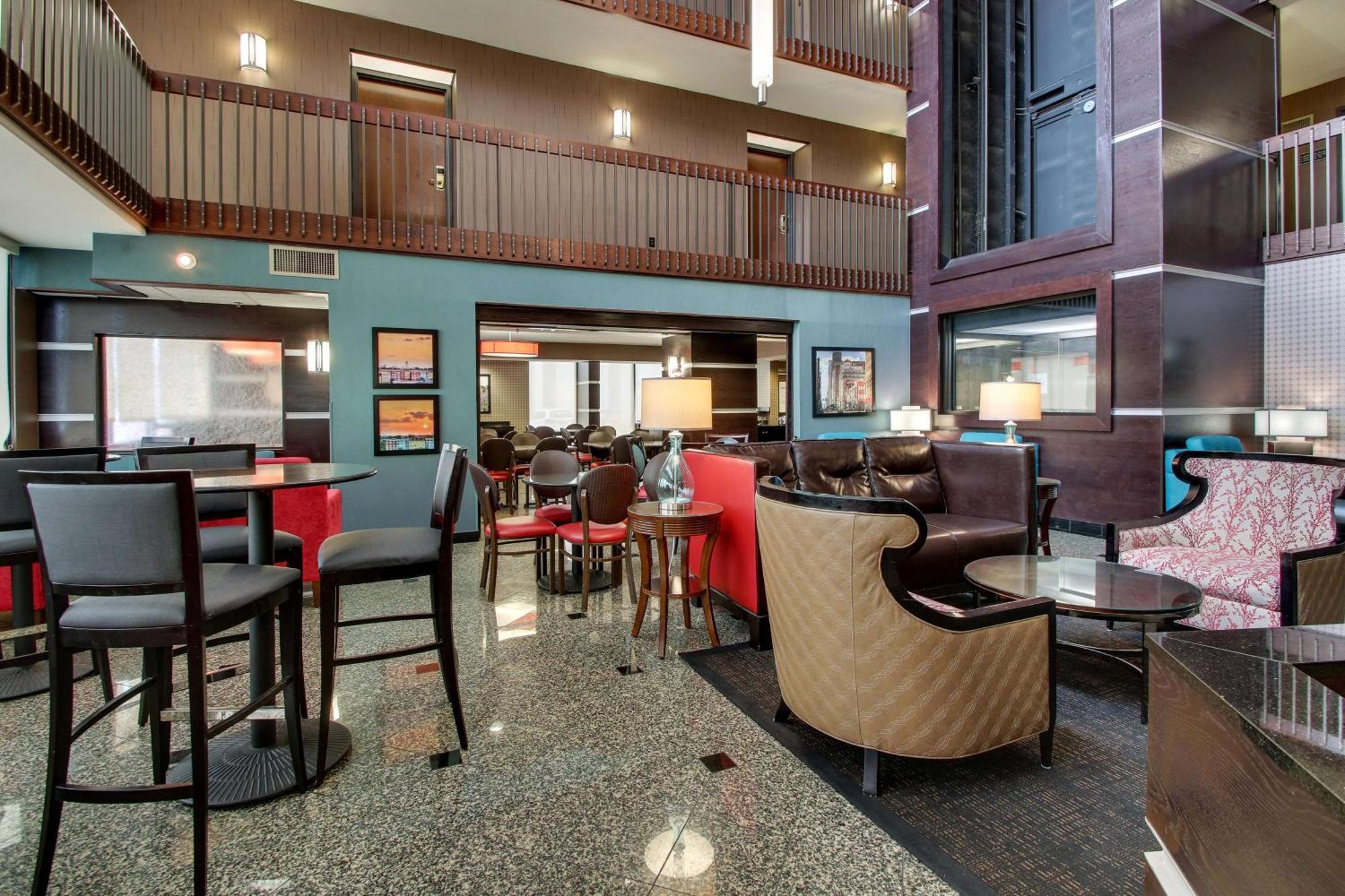 Drury Inn & Suites Houston Galleria Exterior photo